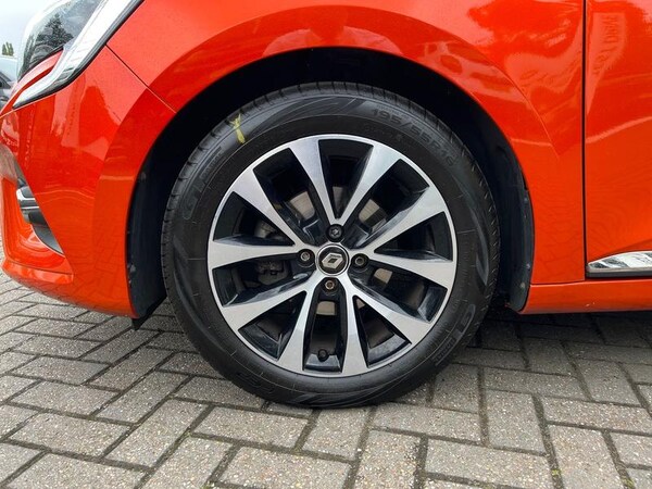 Used Renault Clio 2020 for sale - 75288874: Photo 9