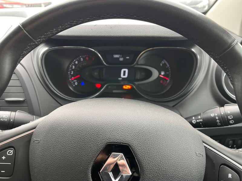 Used Renault Captur 2018 for sale - 76097218: Photo 13