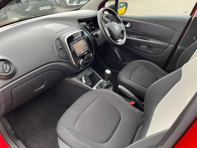 Used Renault Captur 2018 for sale - 76097218: Photo 16