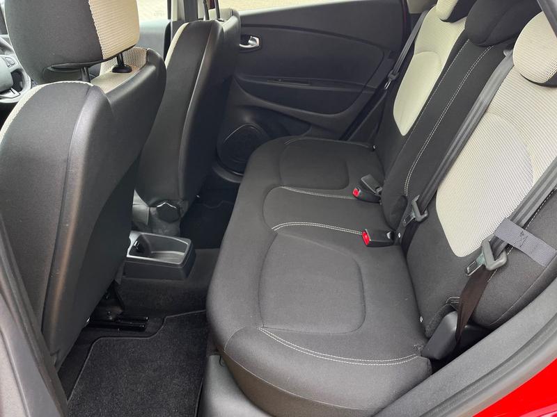 Used Renault Captur 2018 for sale - 76097218: Photo 17