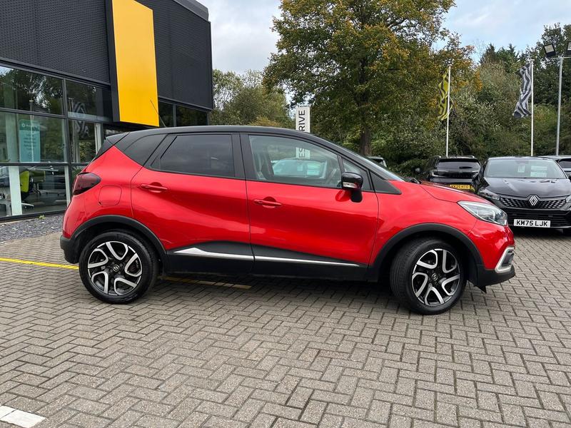 Used Renault Captur 2018 for sale - 76097218: Photo 2