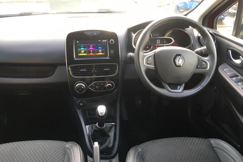Used Renault Clio 2019 for sale - 76667890: Photo 11