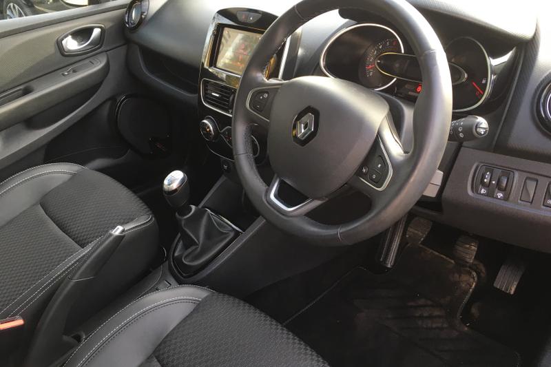 Used Renault Clio 2019 for sale - 76667890: Photo 16