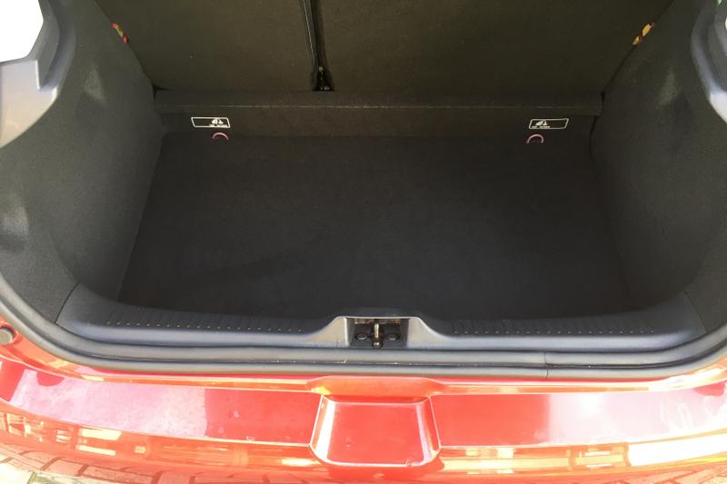 Used Renault Clio 2019 for sale - 76667890: Photo 18