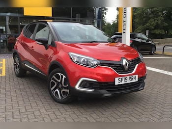 Used Renault Captur 2019 for sale - 76410196: Photo