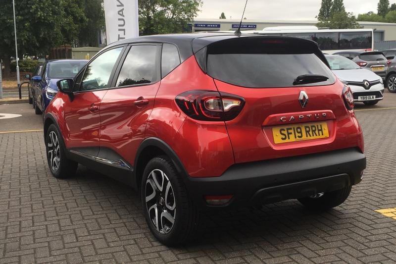 Used Renault Captur 2019 for sale - 76410196: Photo 3