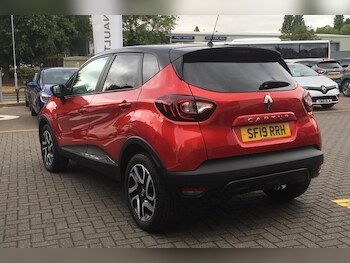 Used Renault Captur 2019 for sale - 76410196: Photo