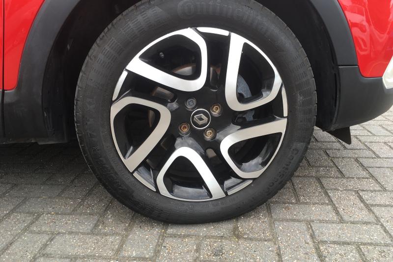 Used Renault Captur 2019 for sale - 76410196: Photo 8