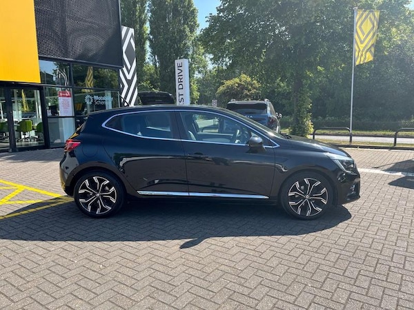 Used Renault Clio 2022 for sale - 74710003: Photo 2
