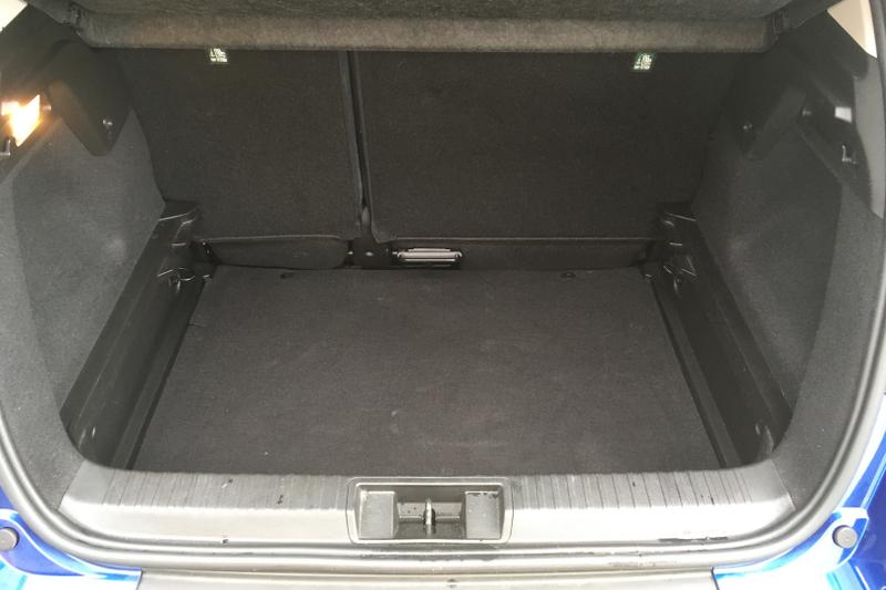 Used Renault Captur 2020 for sale - 76162065: Photo 18