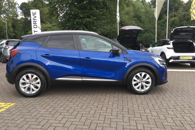 Used Renault Captur 2020 for sale - 76162065: Photo 2