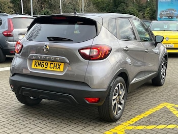 Used Renault Captur 2019 for sale - 76767018: Photo