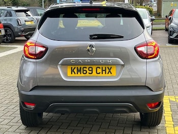 Used Renault Captur 2019 for sale - 76767018: Photo