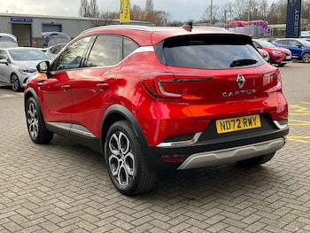 Used Renault Captur 2022 for sale - 76882629: Photo