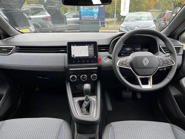 Used Renault Clio 2025 for sale - 76190463: Photo 11
