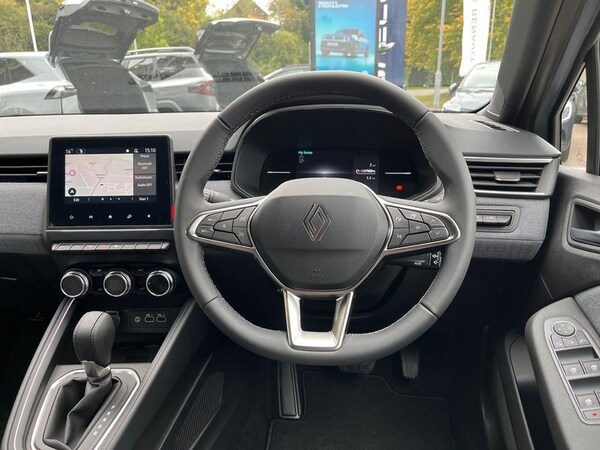 Used Renault Clio 2025 for sale - 76190463: Photo 12