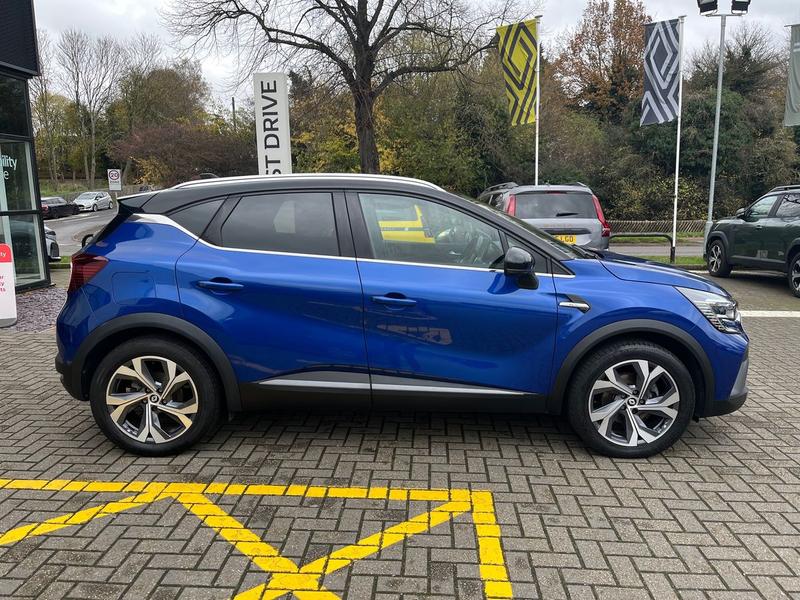 Used Renault Captur 2022 for sale - 76350392: Photo 2