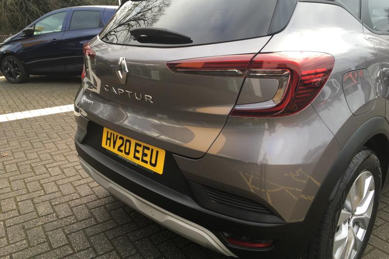 Used Renault Captur 2020 for sale - 76076763: Photo 19