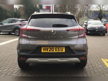 Used Renault Captur 2020 for sale - 76076763: Photo