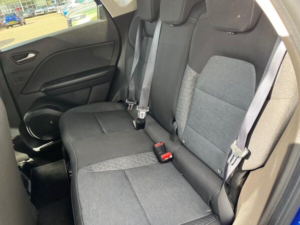 Used Renault Captur 2022 for sale - 76184552: Photo 17