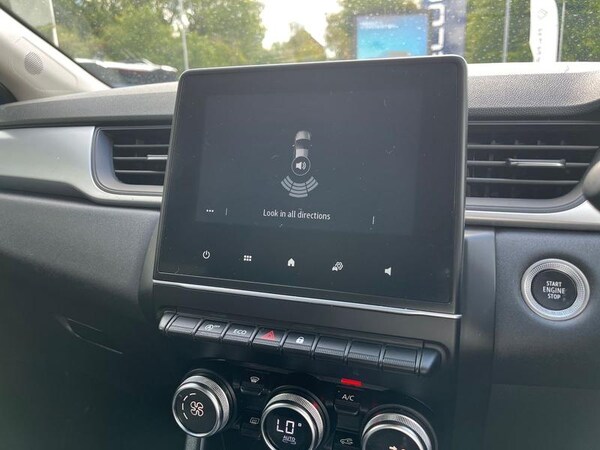 Used Renault Captur 2022 for sale - 76184552: Photo 19