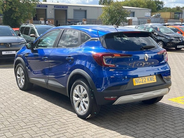 Used Renault Captur 2022 for sale - 76184552: Photo 5