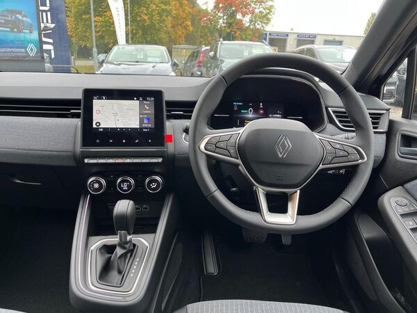 Used Renault Clio 2025 for sale - 76190487: Photo 12