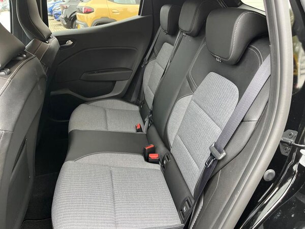 Used Renault Clio 2025 for sale - 76190487: Photo 17