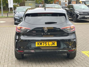 Used Renault Clio 2025 for sale - 76190487: Photo
