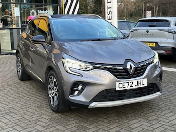 2022 - Hatchback Techno Automatic 5-Door