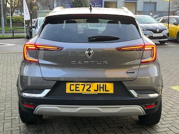 Used Renault Captur 2022 for sale - 76882634: Photo