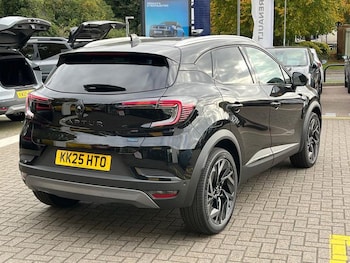 Used Renault Captur 2025 for sale - 76190562: Photo
