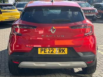 Used Renault Captur 2022 for sale - 75956105: Photo