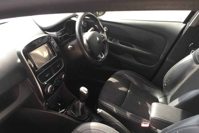 Used Renault Clio 2018 for sale - 76322377: Photo 10