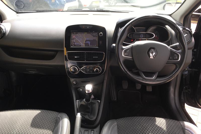 Used Renault Clio 2018 for sale - 76322377: Photo 11