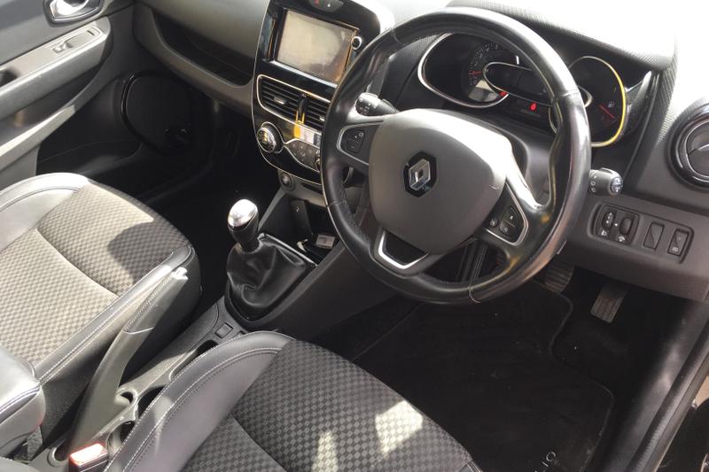 Used Renault Clio 2018 for sale - 76322377: Photo 16