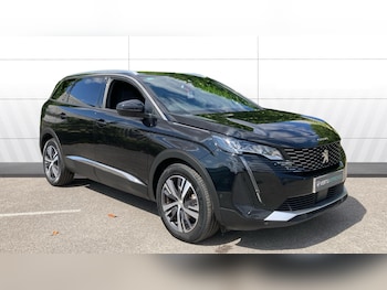 Used Peugeot 5008 2023 for sale - 79264249: Photo