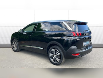 Used Peugeot 5008 2023 for sale - 79264249: Photo