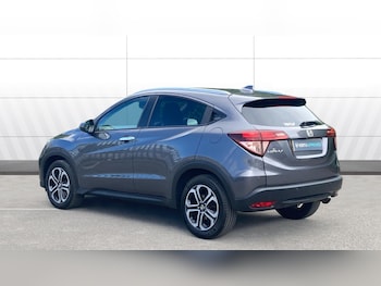Used Honda HR-V 2018 for sale - 78861813: Photo