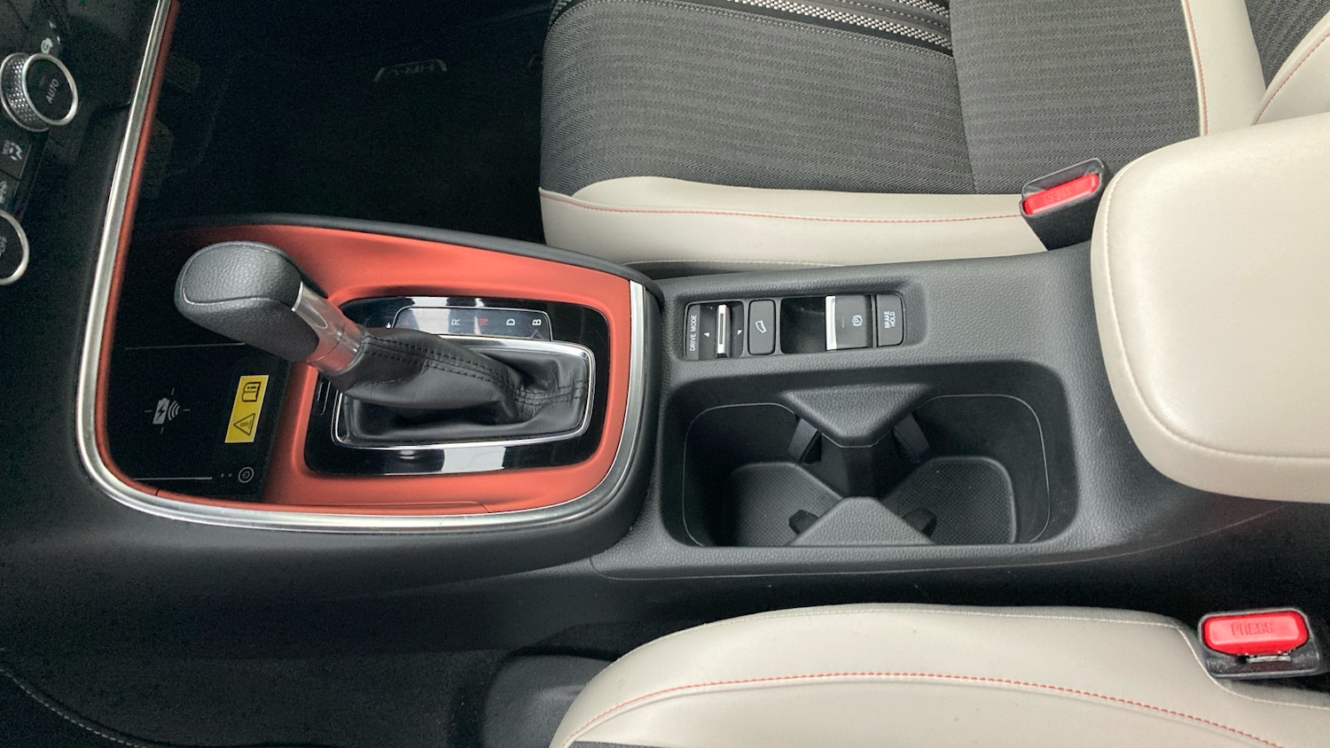 Used Honda HR-V 2022 for sale - 77518940: Photo 14