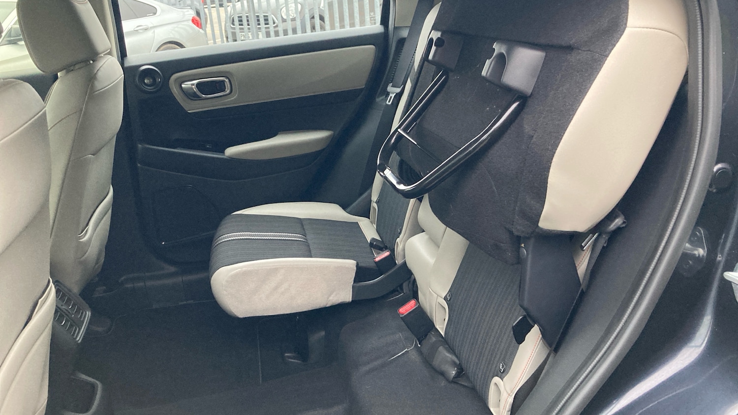 Used Honda HR-V 2022 for sale - 77518940: Photo 31