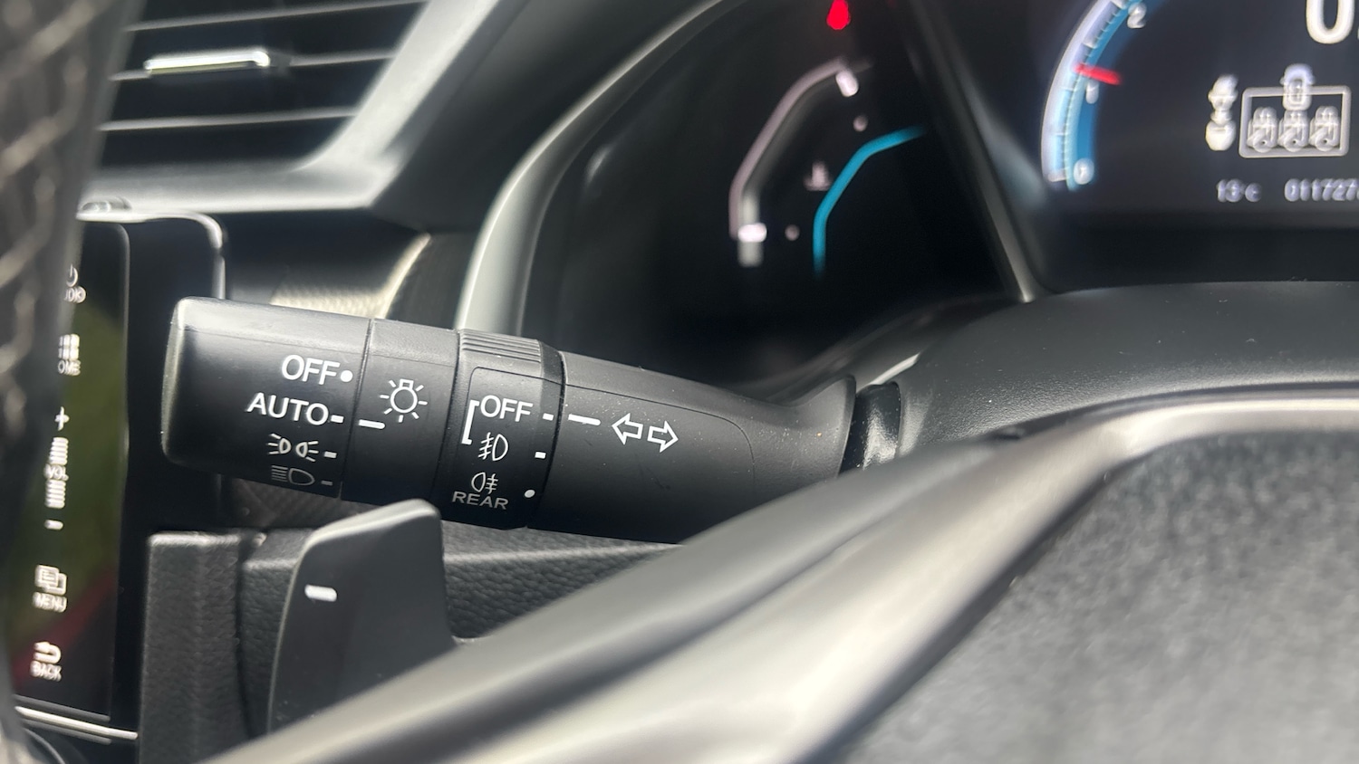 Used Honda Civic 2019 for sale - 76494367: Photo 16