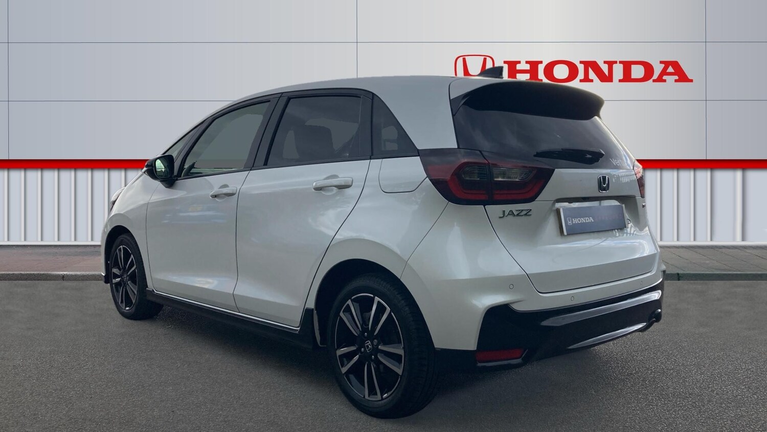 Used Honda Jazz 2024 for sale - 76064163: Photo 3