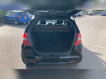 Used Honda Jazz 2014 for sale - 79545611: Photo