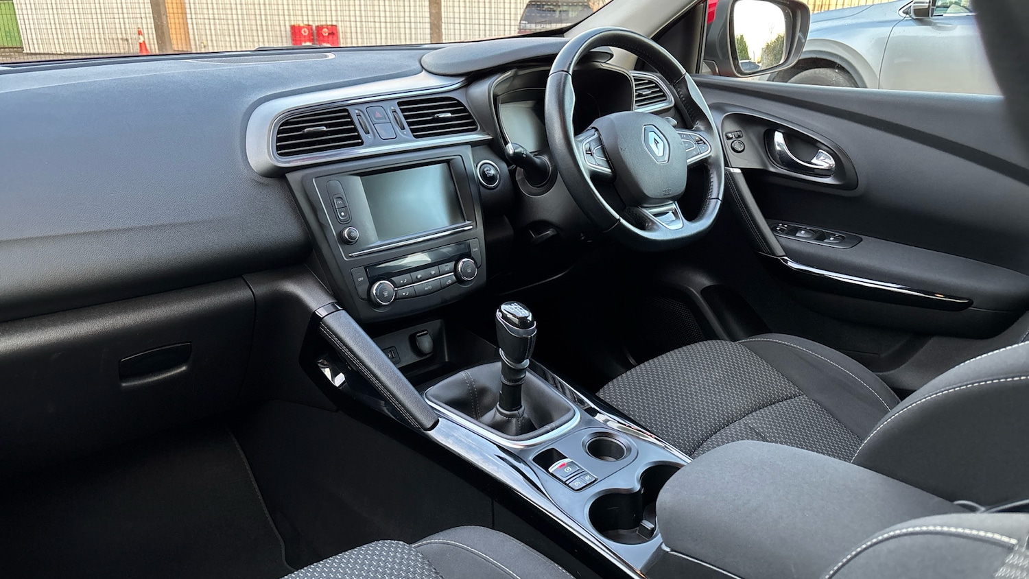 Used Renault Kadjar 2017 for sale - 76693197: Photo 9