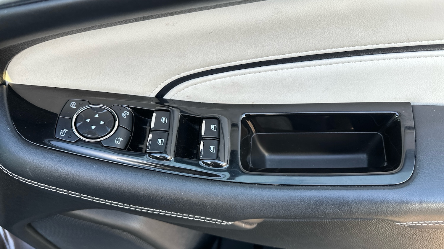 Used Ford Edge 2017 for sale - 77718504: Photo 25