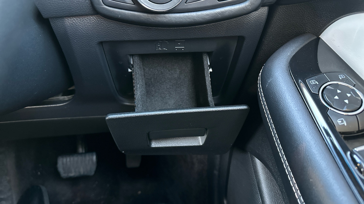 Used Ford Edge 2017 for sale - 77718504: Photo 28