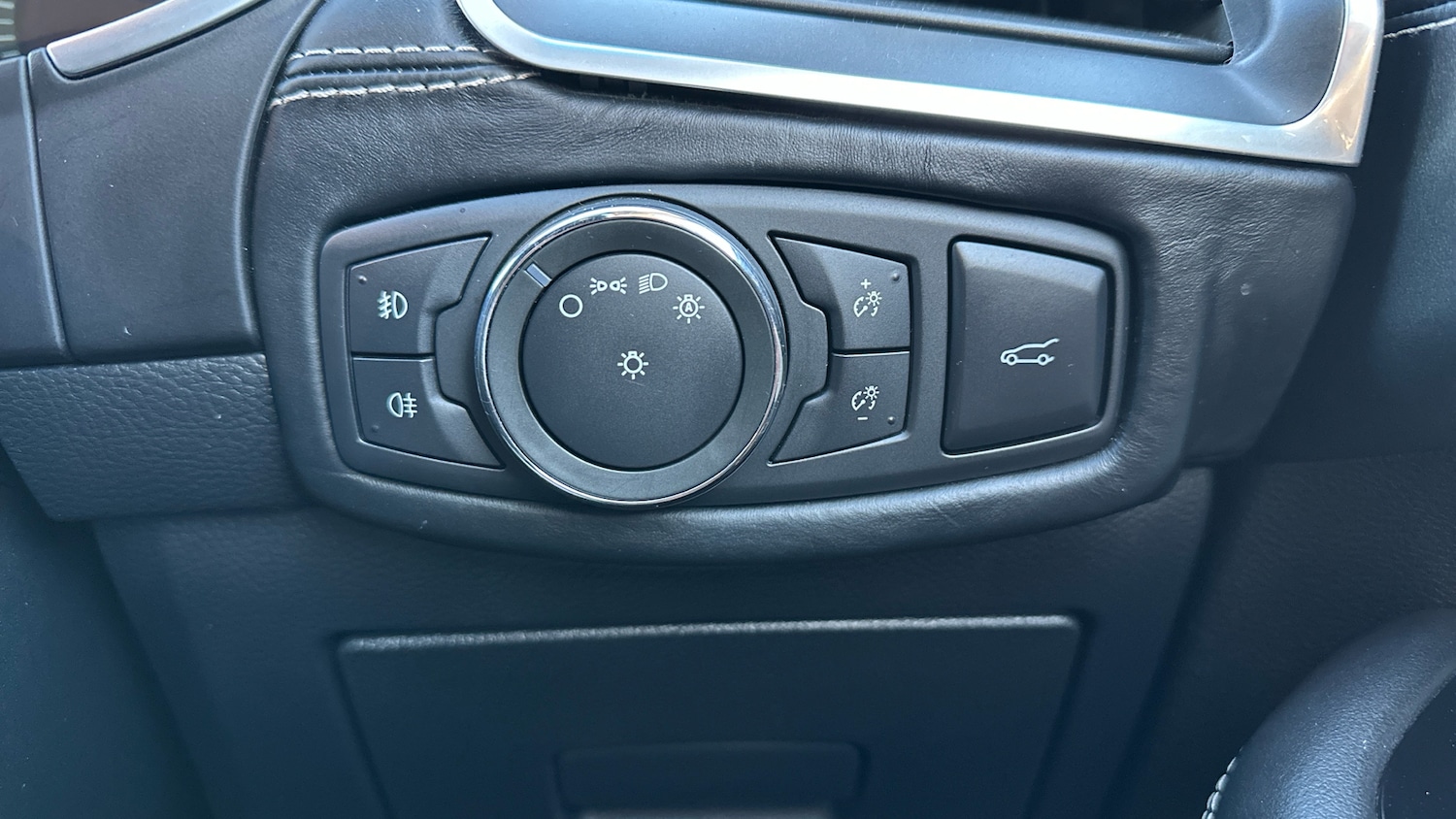 Used Ford Edge 2017 for sale - 77718504: Photo 29