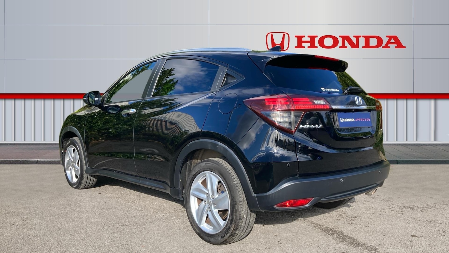Used Honda HR-V 2019 for sale - 76402359: Photo 3