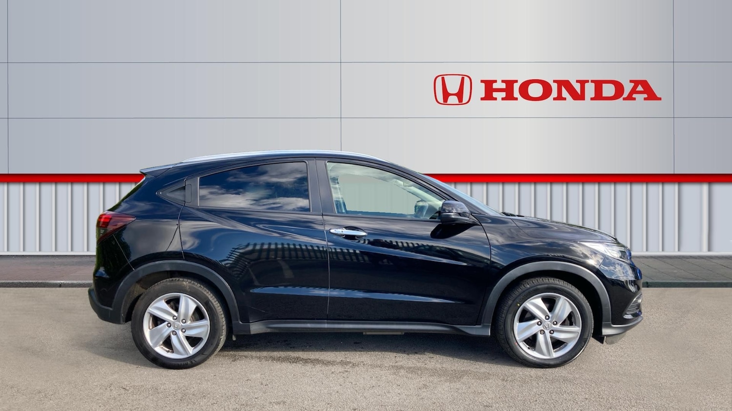 Used Honda HR-V 2019 for sale - 76402359: Photo 5